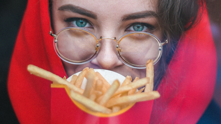 Продукты, которые вредят вашему зрению