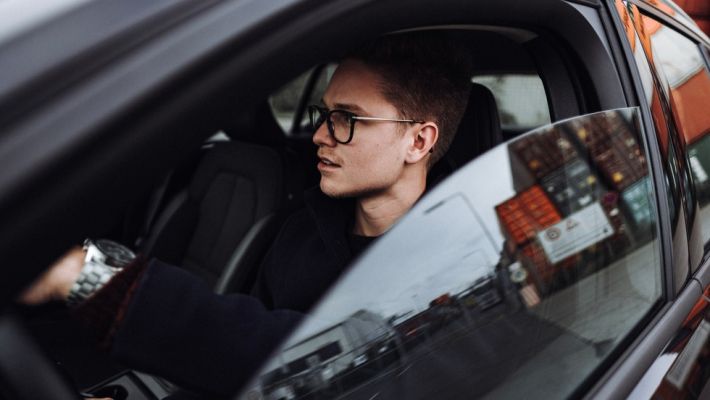 Можно ли получить права при плохом зрении?