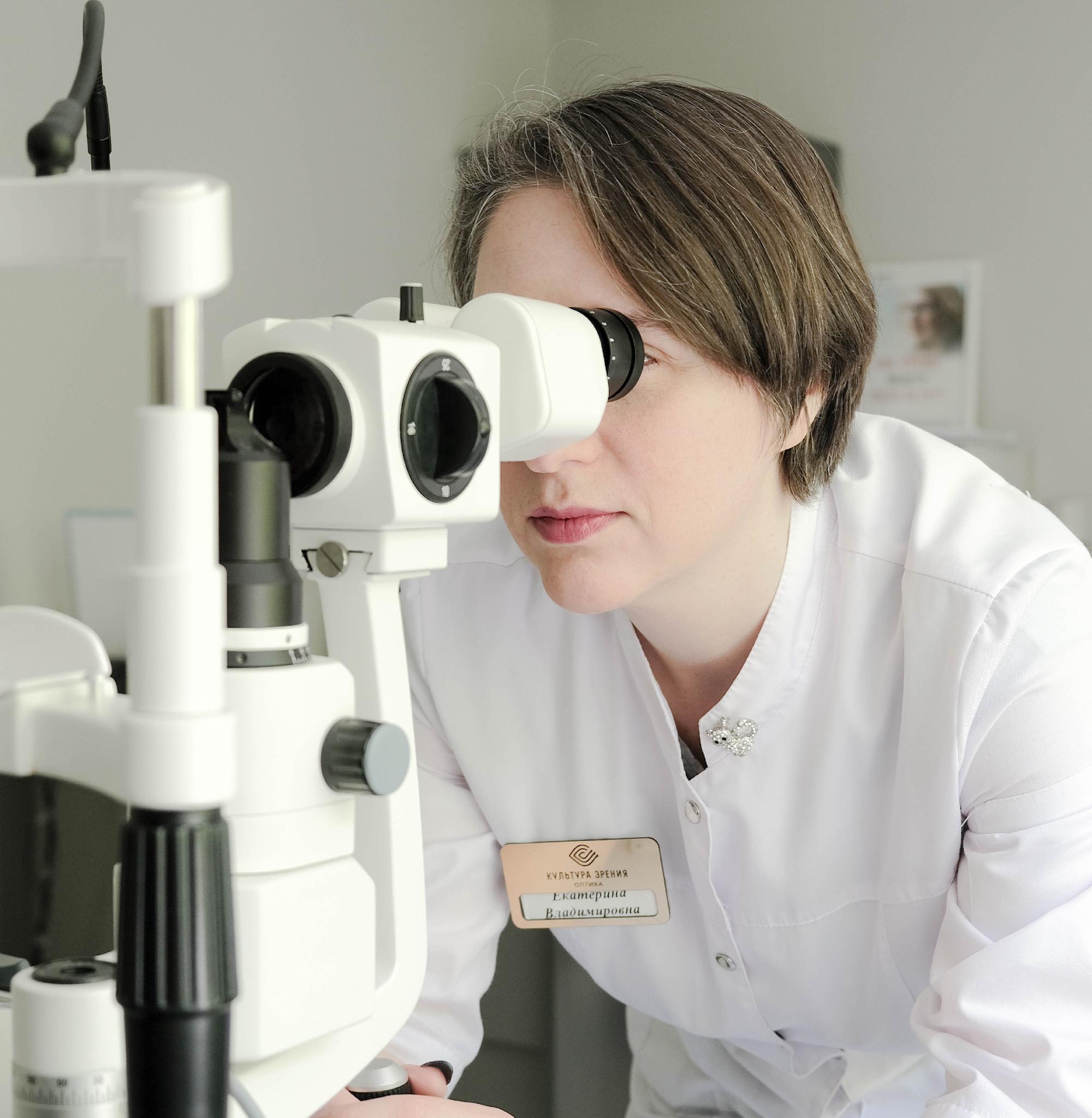 Офтальмология — это интересная и красивая наука». Наши врачи и оптометристы о своей профессии, практике и тенденциях в оптике.