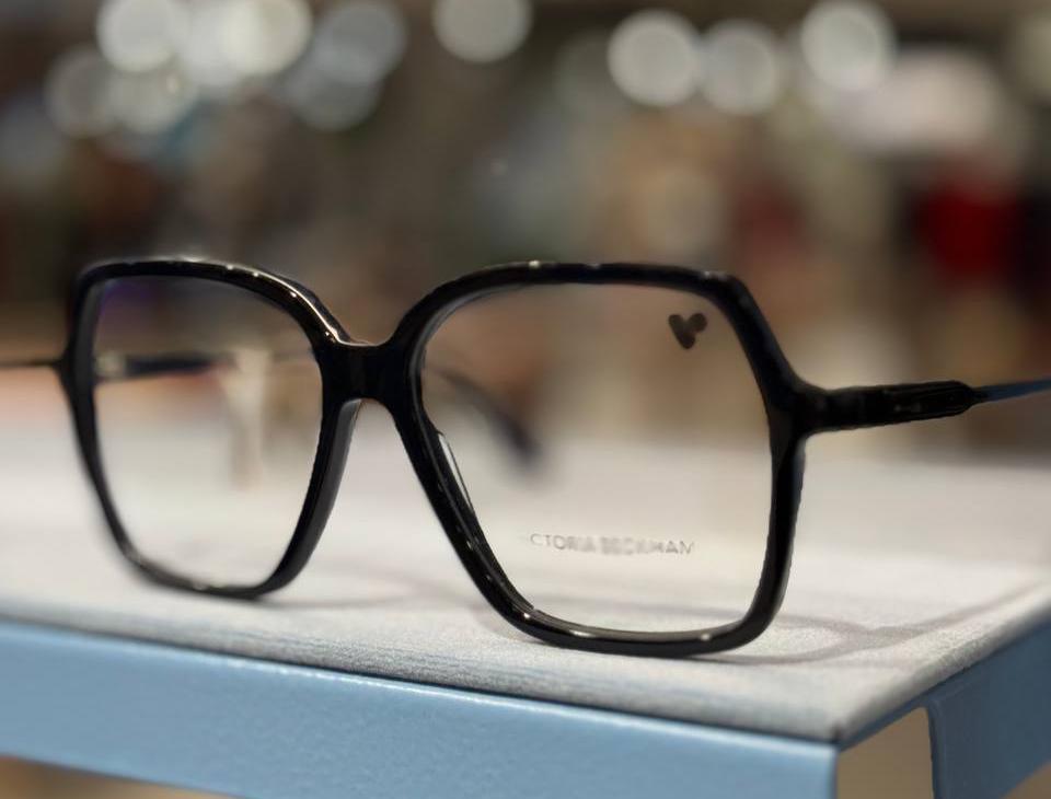 Осенний шик: самые актуальные оправы этой осени